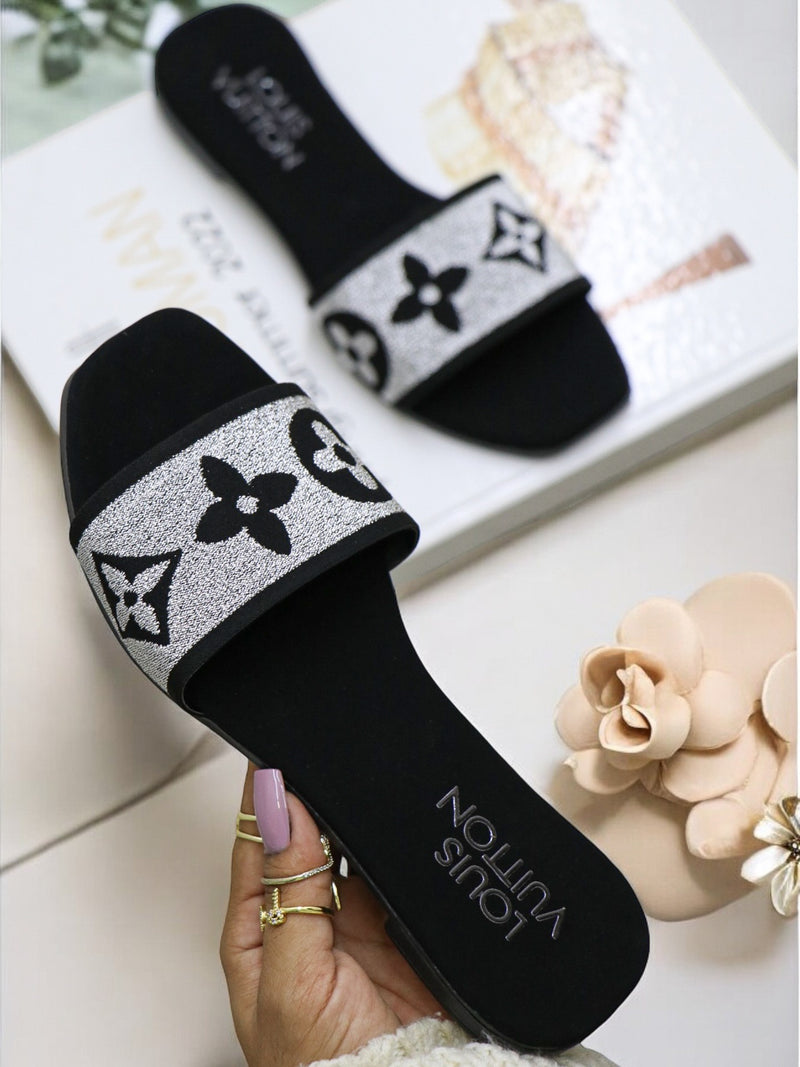 SANDALIA PLANA LV - Envío Gratis